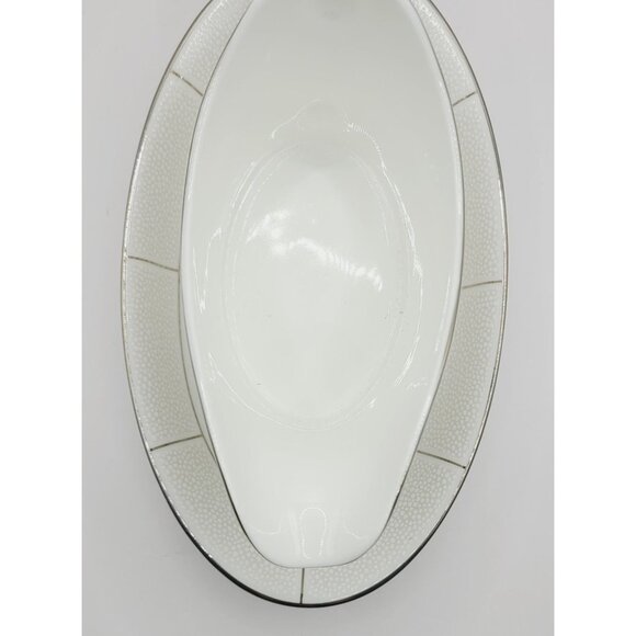 Wedgwood Shagreen Gravy Boat and Plate Set New Opened Box Mint Condition - Picture 5 of 12